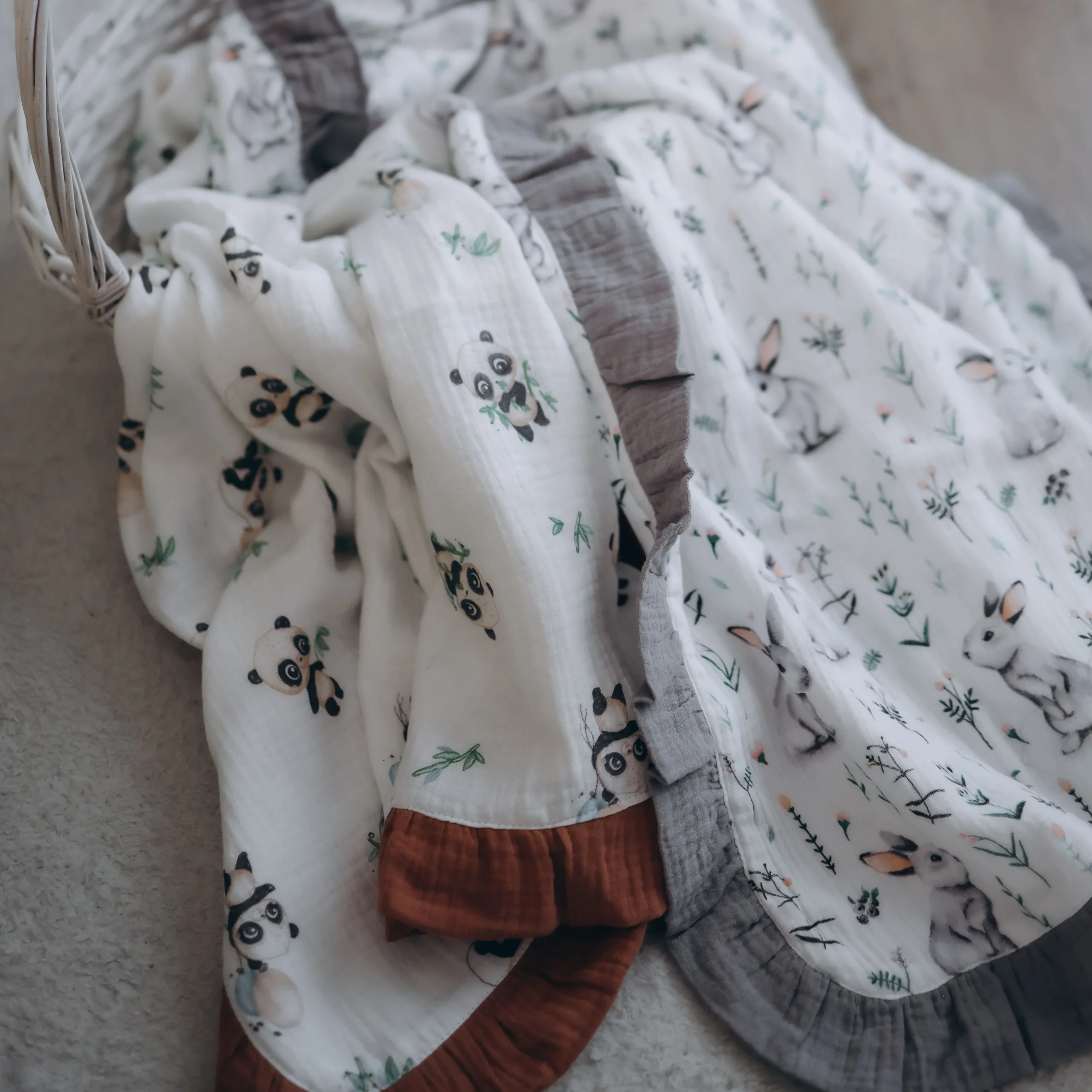 Musliinist tekk panda